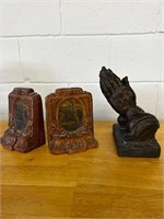 1962 praying hands and vintage book ends