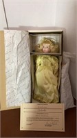 B2) Dolls:Cinderella by Danbury Mint -new in box