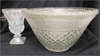 Vase on base, 8" - three glass bowls with design