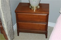 Pair of Bedside Tables 22x14.5x22H