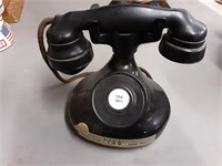 JIM BEAM TELEPHONE DECANTER 1970S  (NO SHIPPING)