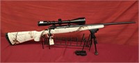 Like new. Remington Savage Axis 22-250, Bushnell