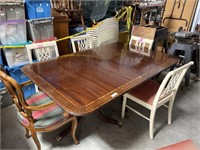 Dining Table w/ 2 Leaves & 6 Chairs
