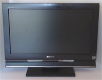 Sony 22" LCD Digital Color TV. Model KDL-22L4000.