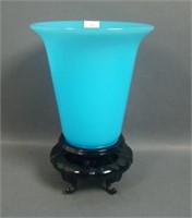 Fent. Pekin Blue # 621 Flared Vase/ Ftd Black Base