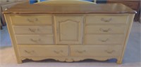 Ethan Allen Six Drawer Dresser, with a Jewelry