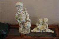 2 Figurines, Little Boy 20H