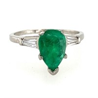 18ct Platinum  columbian emerald and dia ring