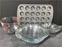 Baking accessories. Includes three glass pie