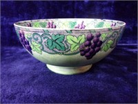 Beautiful Maling Stoneware Fruit Bowl w/ Grapes
