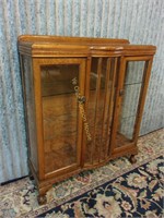 Pretty Ball and Claw Walnut Display Case with
