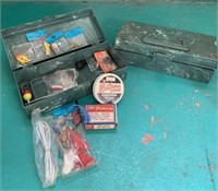 Mini plastic tackle boxes and contents - YF