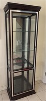 Glass display cabinet with mirrored detail - Z