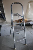 Stepstool/Painters Ladder