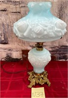 11 - VINTAGE TABLE LAMP W/ GLASS SHADE (N37)