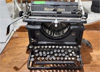 Antique Remington Typewriter - spacebar is broken