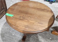 Round Coffee Table with glass top - 35in diameter