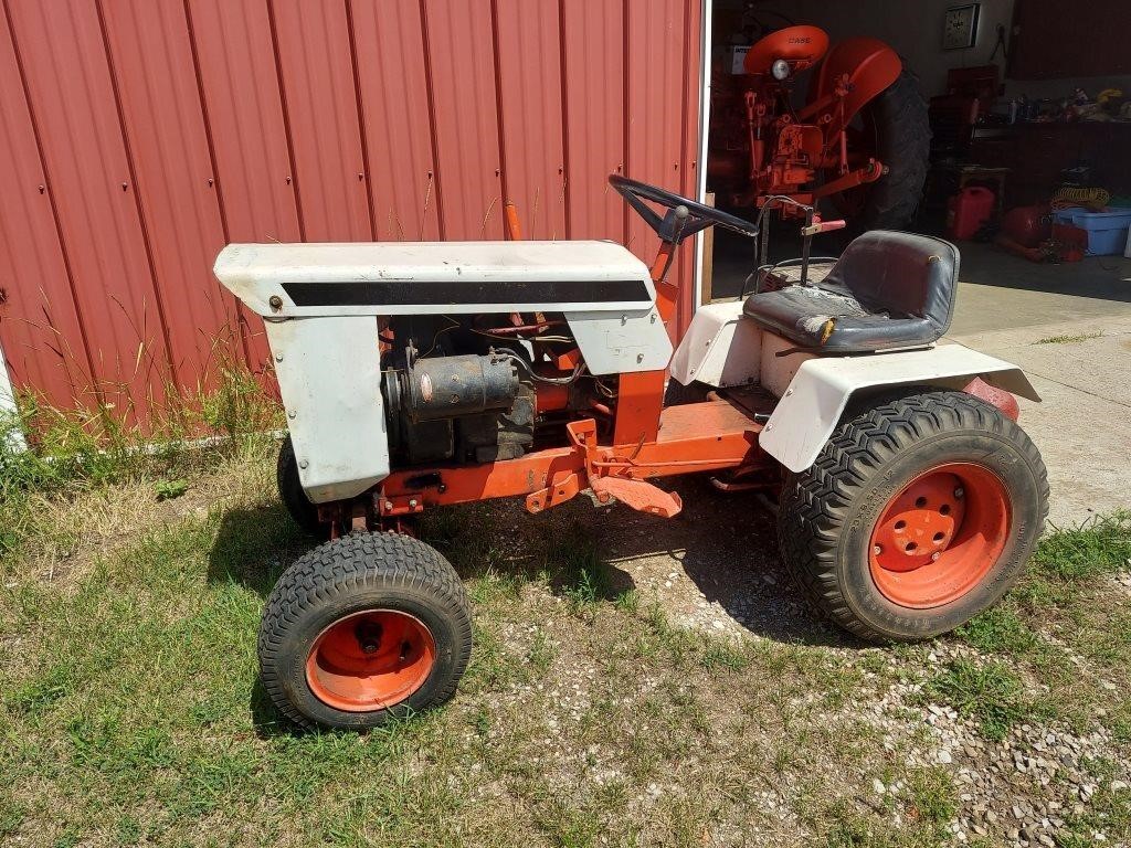 Robert J. Schmatz Antique Case Tractor Auction