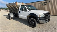2005 Ford F550 XL Cab & Chassis,