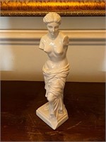 Venus De Milo" Greek Art Sculpture