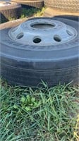 Bridgestone 295/75R22.5 semi tire