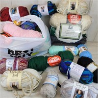 Large Lot of Yarn & Embrodiery Items