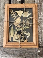 Framed Dried Flower Picture - 7 x 9