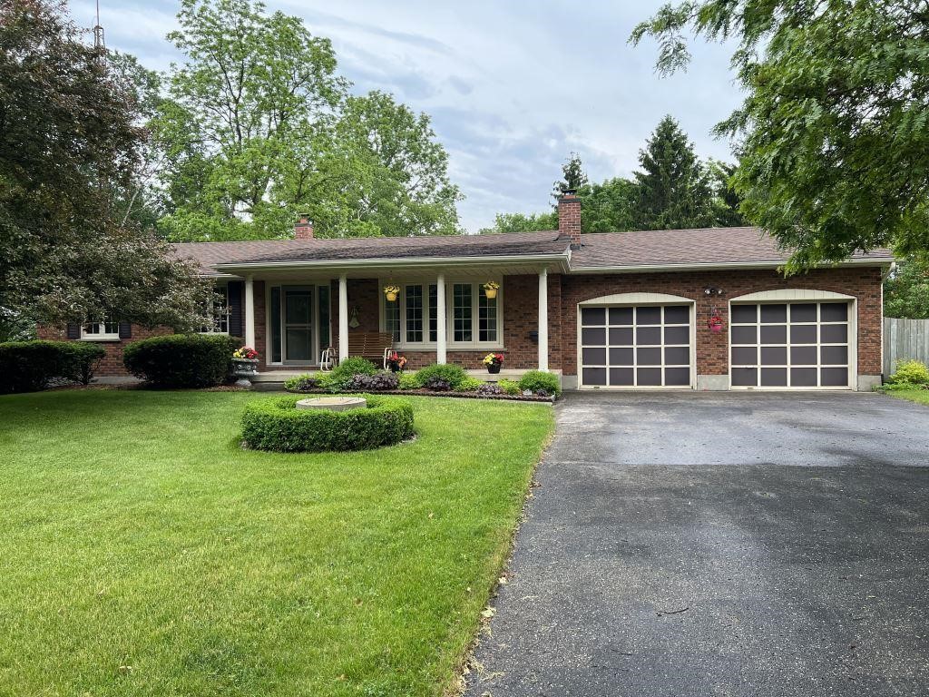 Beautiful Sparta Ontario Home For Sale - September 15, 2022