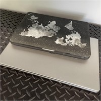 MacBook Pro & Dell Laptop
