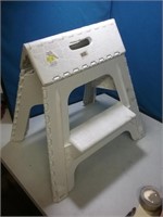Folding white step stool 300 lb capacity