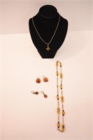 LOT OF AMBER COLOR JEWELRY