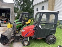 SIMPLICITY LAWN TRACTOR WITH SNOW BLOWER & MOWER