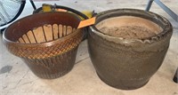 LOT OF 2 CERAMIC POTS