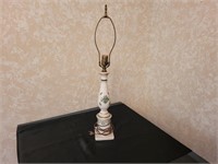 Ceramic table lamp. 28½". Works.