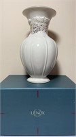 Lenox Rose Brocade Vase 9” Ivory Gold Trim