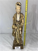 Oriental Lady Statue