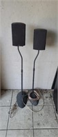 2 Definitive Pro Monitor 800 stereo speakers with