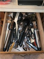 Contents of drawer, must take everything