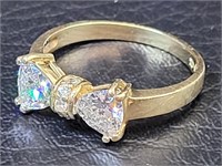 14K Gold CZ Bowtie Ring - Size 8