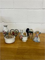 Miscellaneous lot vintage bud vases trinkets