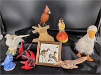 Assorted bird theme decorations