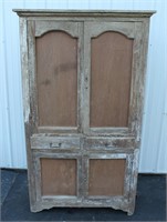 Vintage Cabinet Hutch