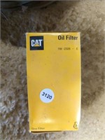 New old stock CAT oil filter 7w- 2326