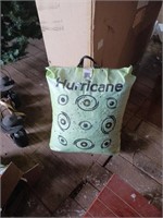 Hurricane arrow bag