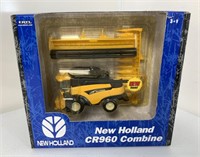 1/64 New Holland CR960 Combine
