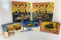 1/64 5 pcs Ford, Cat, and IH Construction