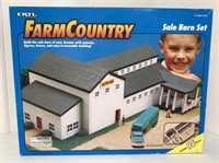 1/64 Ertl Farm Country Sale Barn Set