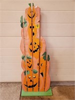 Wooden Halloween Pumpkin Decor