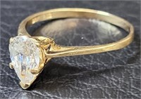 14K Gold CZ Ring - Size 7