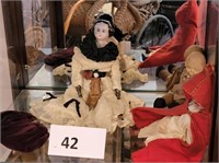 COLLECTION OF DOLLS, TOYS, AND BOOKS